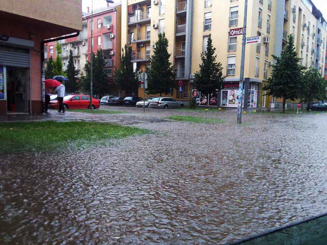ulica-voda-kiša-pošta